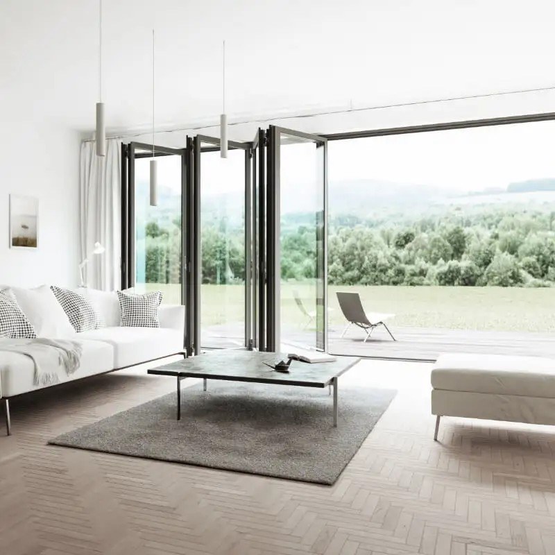 Solarlux glazen vouwwand in een lichte woonkamer